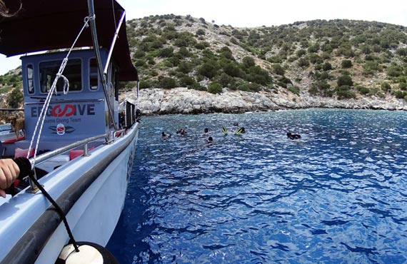 Where to Dive in the Peloponnese Nafplion Diving Boat